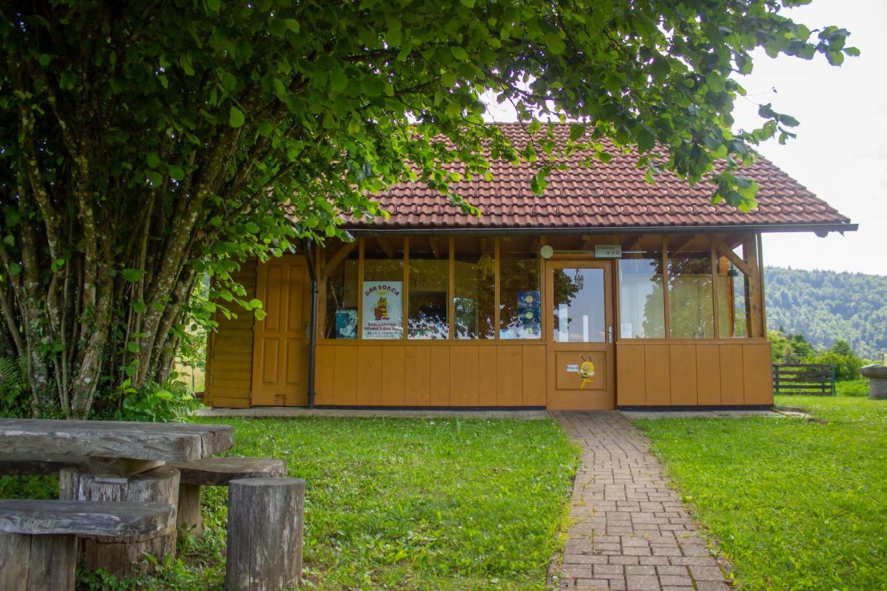 Bee House Maja Hotel Rob Buitenkant foto