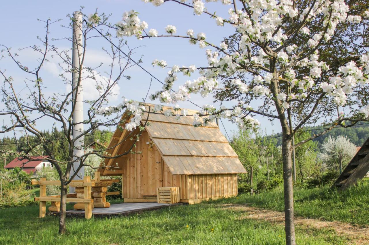 Bee House Maja Hotel Rob Buitenkant foto
